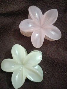 Flower Hair Clips
