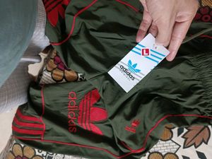 Trackpant