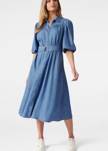 Forever New PIA PETITE PUFFNWTSLEEVE SHIRTDRESS