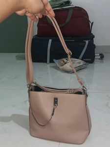 Cute Crossbody Bag with Chain Detail