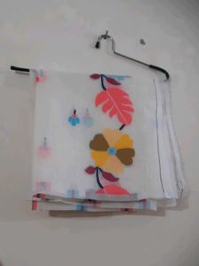 Elegant Floral Saree with Blouse Piece NEW