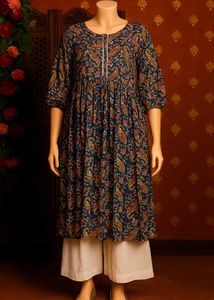 Elegant Paisley Print Kurta