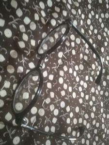 Blue Or Black sunglas And Hand Bracelet