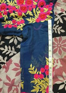 👗💗 Embroidered Kurti...