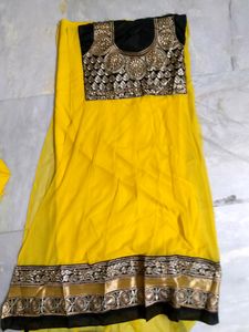 Beautiful Semi Stitched Anarkali Suit