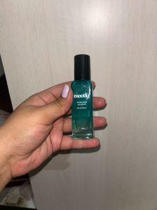Moody Perfumes (Set of 2)