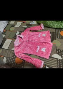 Women Muffler And Fut Shirt Top