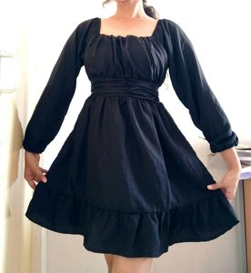 Huge Price Drop 🎉Korean Black Dress