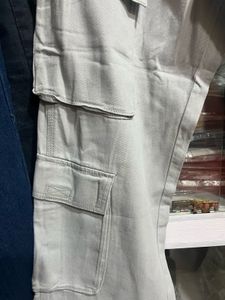 H&amp;M Gray Cargo Pants