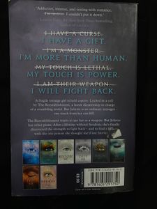 shatter me series