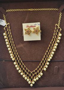 Multi Beads Pearls Necklace Set