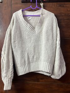 STITCHED WOOLEN SWEATER