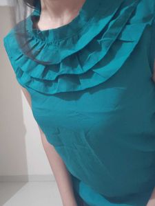 Stylish Sleeveless Top