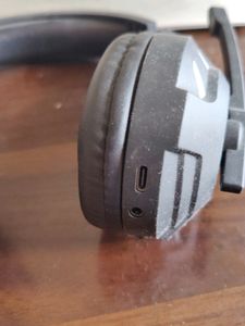 pTron Studio Pixel Over-Ear Wireless Gaming Headph