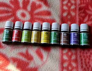 Set Of Nine Essential Oils (with No Expiration)