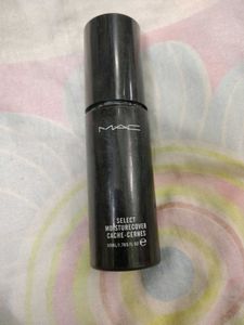 MAC Concealer