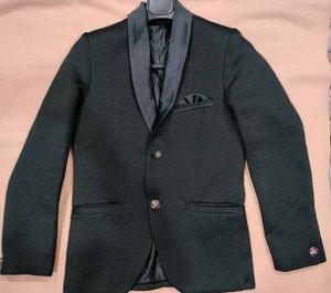 🆕Black Shinning Designer Blazer With Freebie 🆕