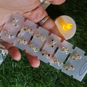 6 Pairs Of Beautiful Studs✨️