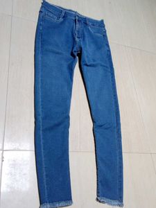 Classic Blue Stretchable Skinny Jeans for Women