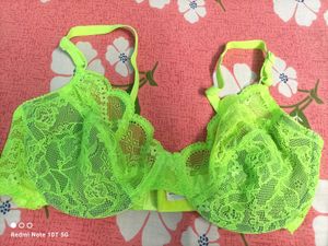 Underwired Pushup Lacy Neon Green