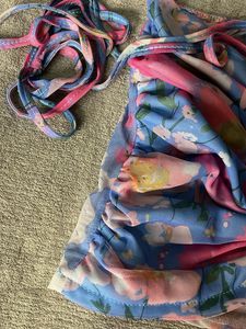 Floral Rutched tie-up crop top