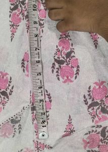 Pink Floral Print V-Neck Short Kurti(NEW)