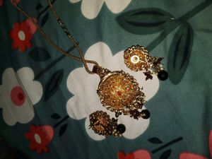 Pendant Set