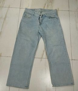 Its Bell Bottom Light Blue Pants Looks Trendy