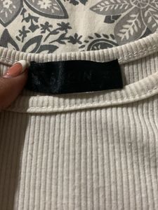 Shein White Sleeveless Top