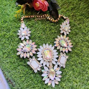 Beautiful Glittery Heavy Necklace
