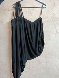 Black One-Shoulder Asymmetrical Top