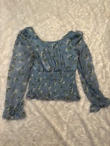 Vintage Blue Florals Smocked Top🌟