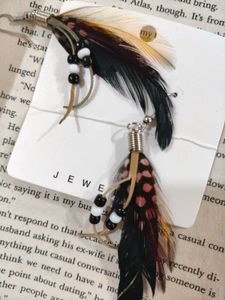 Feathered Earrings 🖤