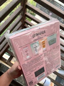 Dermafique Gift Essential-Skincare Set of 3