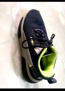My Product Is Shoes Of Campus Company.
