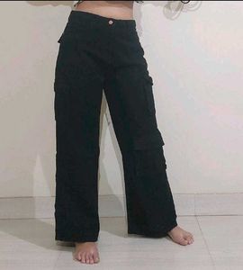 Black Wide High Cargo Jeans