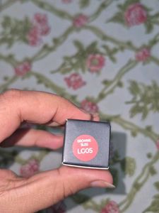 belMYN PoutStanding Lip Gloss