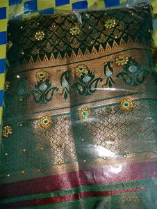 Kanjeevaram Brocade Purple Beads &amp; Stones Saree Wi
