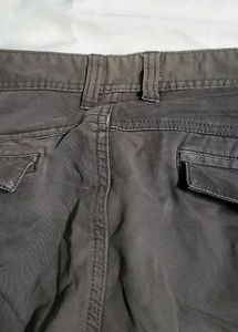 Men&#39;s grey jogger pants