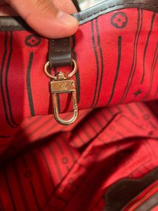 🔻price Drop Louis Vuitton Handbag 👜