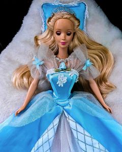 Barbie 1998 Sleeping Beauty Doll Dress