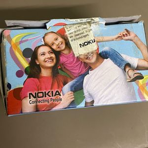 Vintage Nokia 1110i – With Box &amp; Charger
