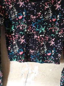Abstract Print Crop Top