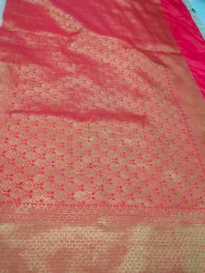 Floral Pattern Saree💕