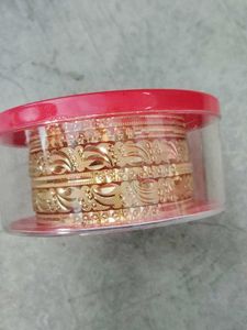 Gold Bangles Set