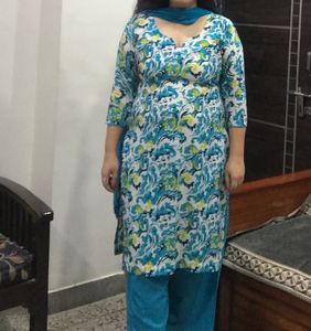 Blue Sweetheart Neck Kurta Set