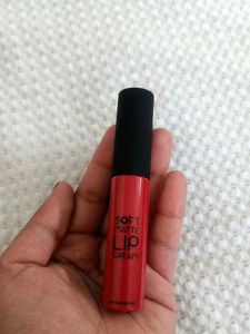 Red Matte Lipsticks - Sugar Pop &amp; Swiss Beauty