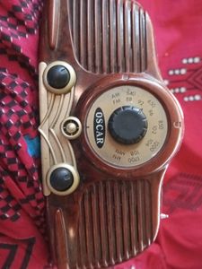 Very Antique And Rare Piece Radio