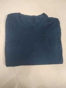 T-Shirt(Large)
