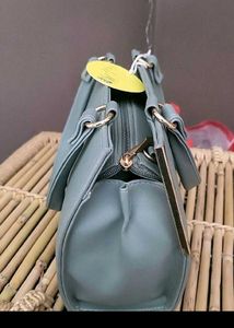 Chic Blue &#34;Fashion&#34; Handbag